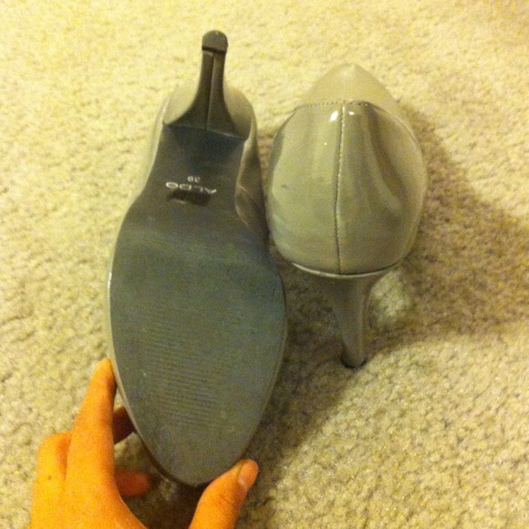 Patent Gray Pumps ALDO Sz39 - Picture 3 of 3