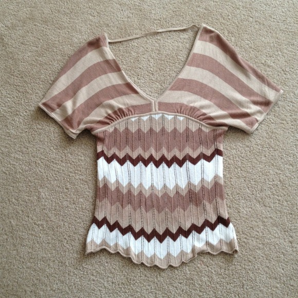 Neutral brown  color bebe top.., clean smoke free