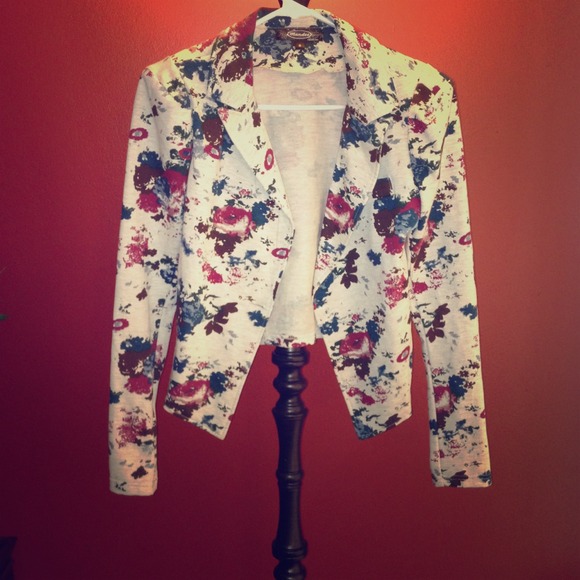Cute blazer 💐