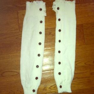 REDUCED 💞Miss Molly style off white leg Warmers.