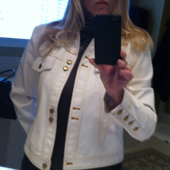 💢PRICE DROP💢 Ellen Tracy Denim jacket - Picture 2 of 3