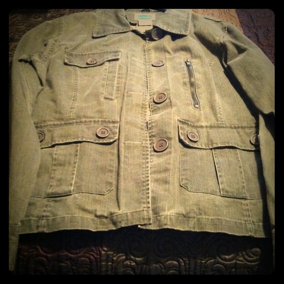 **Bundled** Button up Jacket+ Bella earrings