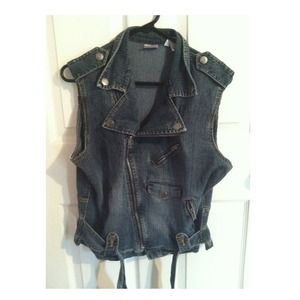 ✨ JEAN VEST ✨
