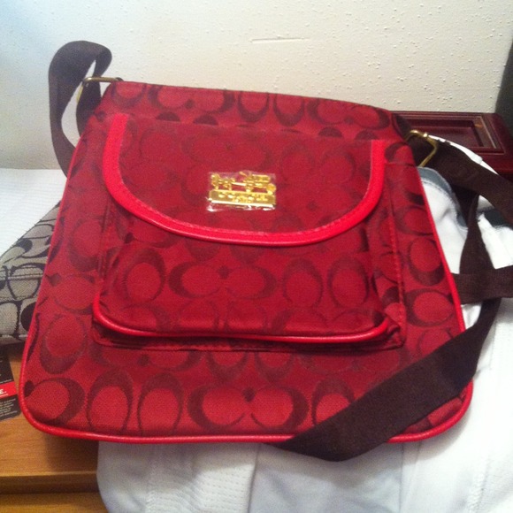 Imitation coach purse