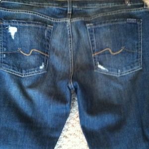 BUNDLE- 7 Capris and Born Sandal