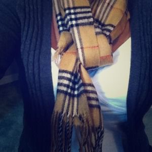 Burberry print scarf