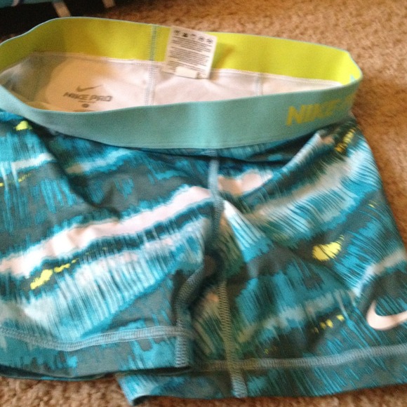 dri-fit running shorts