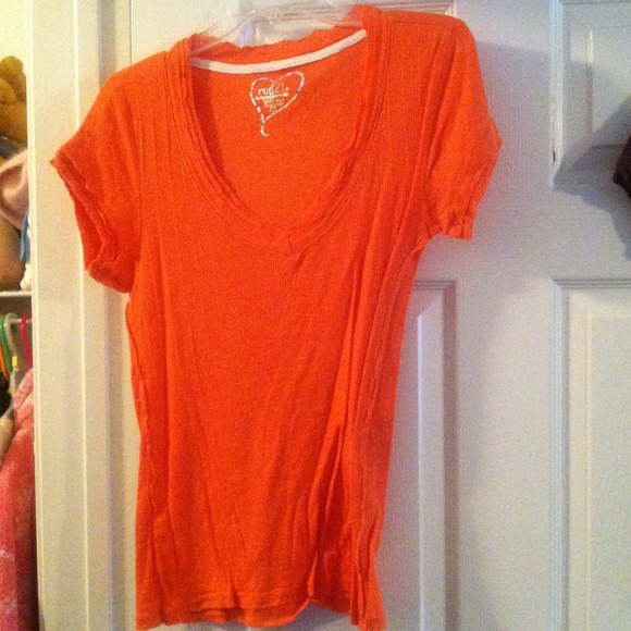 Clothes - Picture 5 of 5