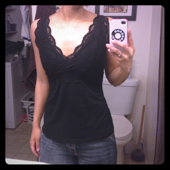 ❗Sold❗Black lace tank top