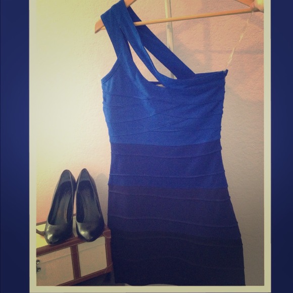Never worn - color block dress