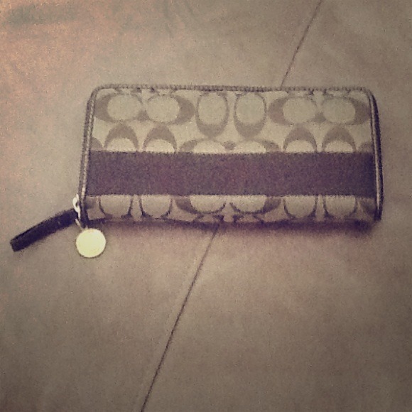 Brown AUTHENTIC, COACH wallet