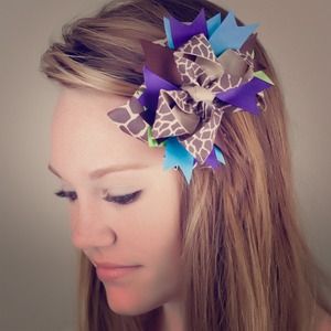 Love My Bows "Crazy Giraffe" fashion bow