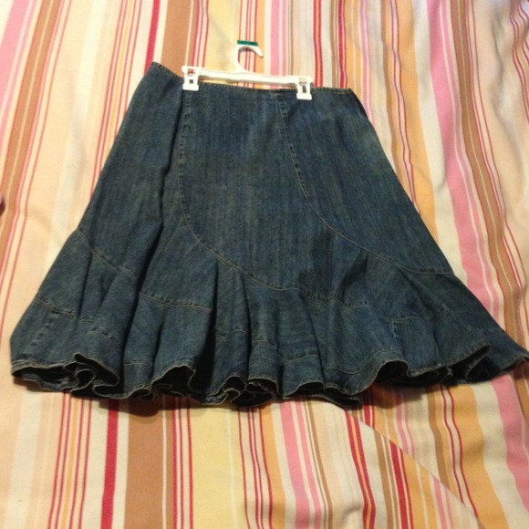 🌺🌸SOLD🌸🌺🌷 Denim skirt 💐