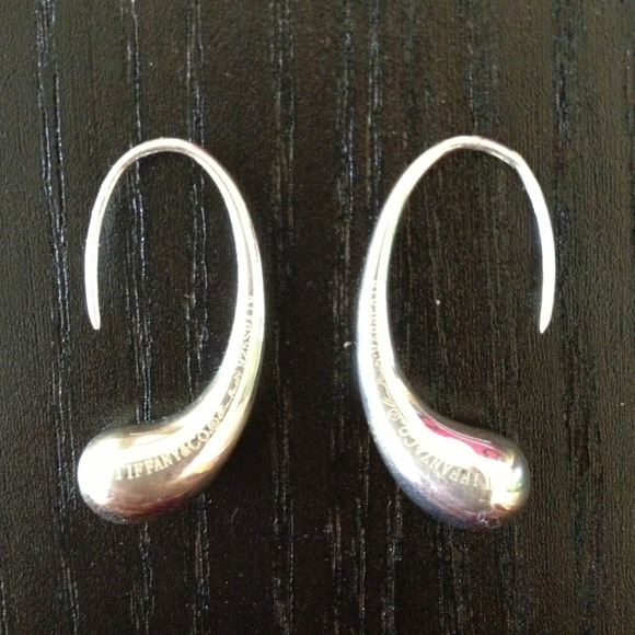 Tiffany & Co sliver earrings.