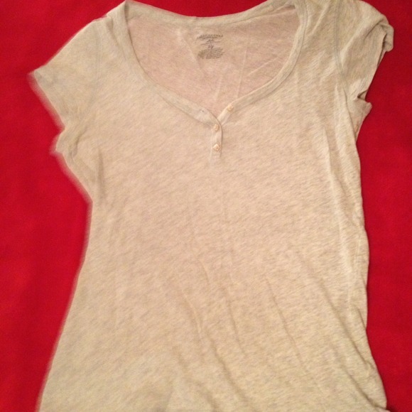 American Eagle, light grey top