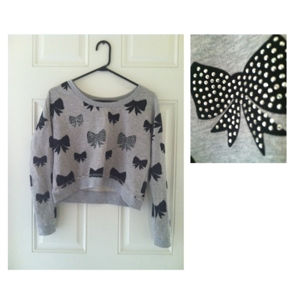 ✨ CUTE BOW OVER-TOP SWEATER ✨