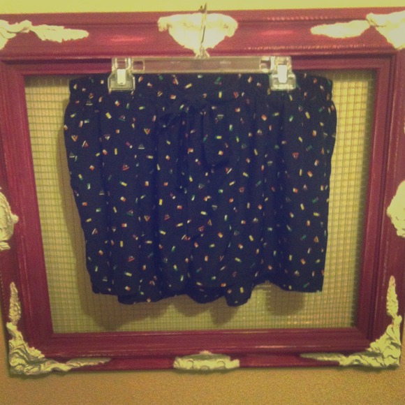 Forever 21+ funky shorts - Picture 1 of 3