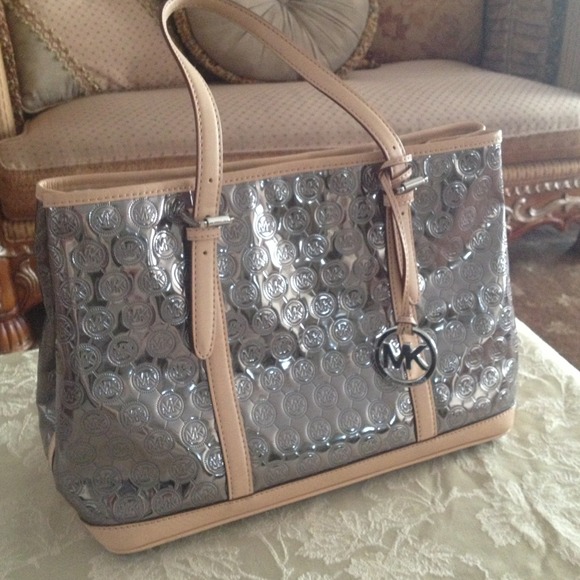Authentic Michael kors handbag