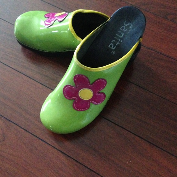 TRADED sanita Clogs ( like Dansko) EXCELLENT