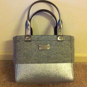 **SOLD***Authentic Kate Spade purse.
