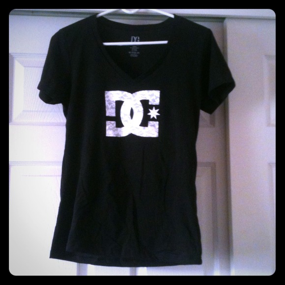 RESERVED for @cs3395 DC T-shirt