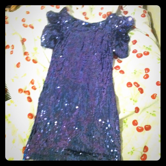 Sequin small urban behavior show stopper