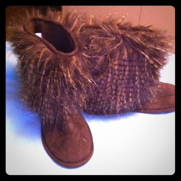 Boots Traded to brittney stuckey