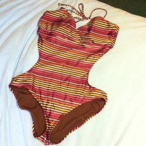 Bathing suit