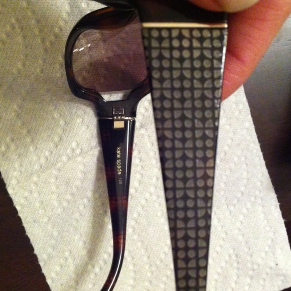 Authentic Kate Spade sunglasses main image 4
