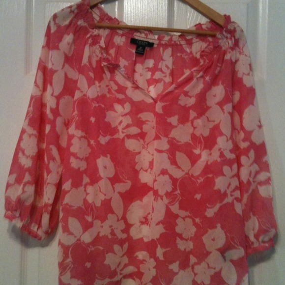 SOLD---Chaps blouse