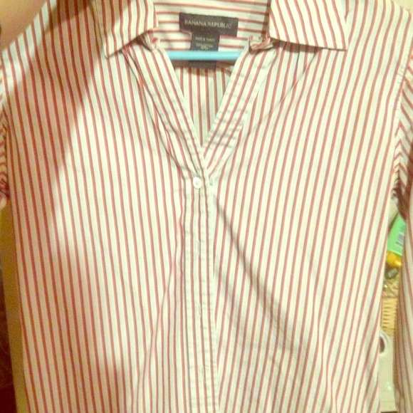 Banana Republic button up collared shirt