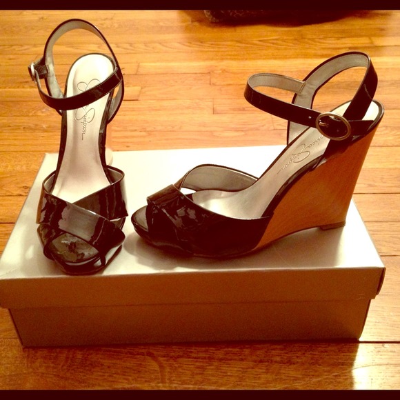 Jessica Simpson black Wedges sz 6.5