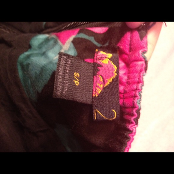 Tight black and rose strapless dress - Picture 2 of 2