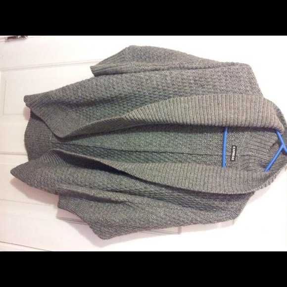 **SOLD**Express Cocoon cardigan in grey