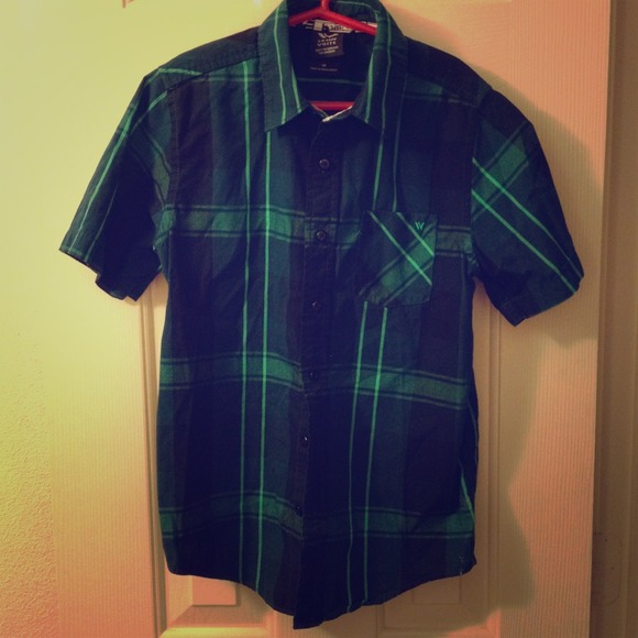 Very nice boys short sleeve button up
