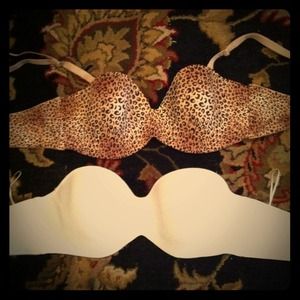Two bras never worn both great condition