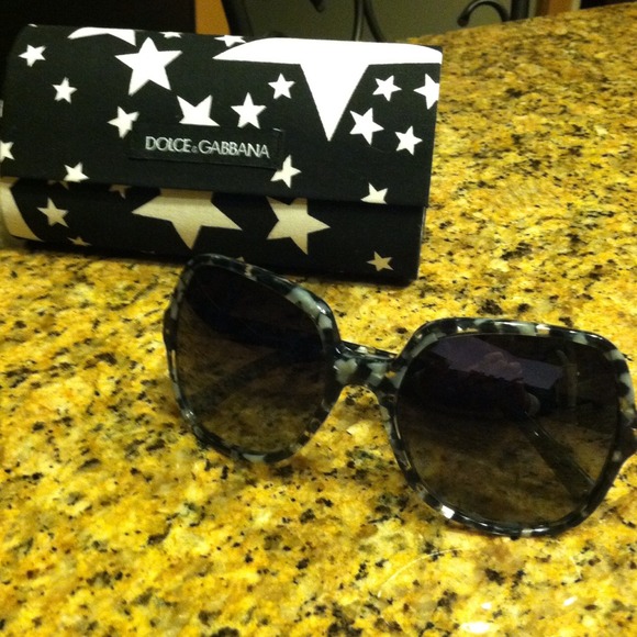 Authentic Dolce & Gabbana Sunglasses and Case!