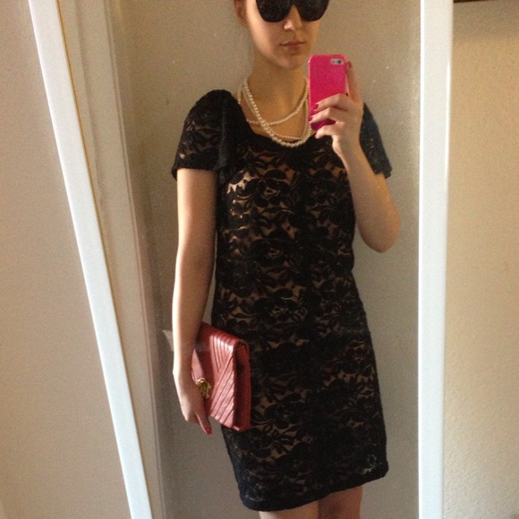 Black lace dress💁👑 - Picture 3 of 4