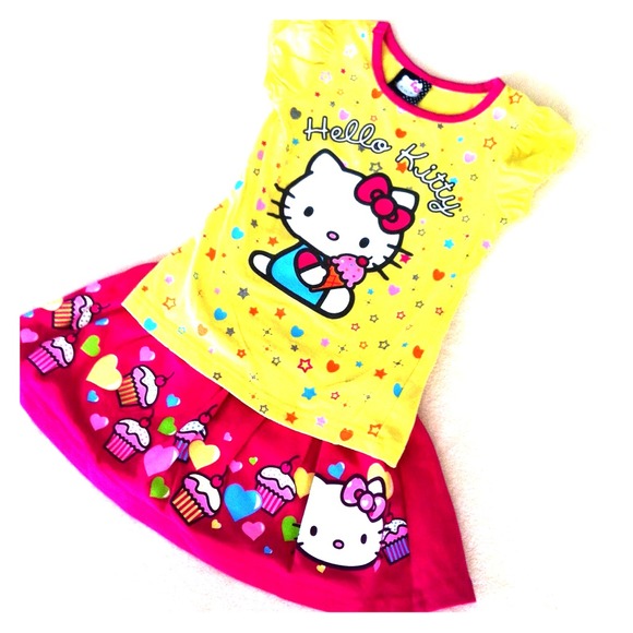 SOLD! HELLO KITTY 2pc Tee & Skirt Yellow