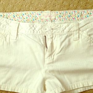 White lilu shorts