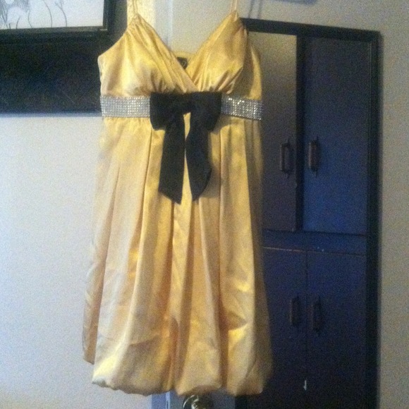 Yellow prom Dress with bling and black bow