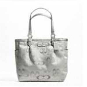 ⛔SOLD⛔Coach signature glam poppy tote