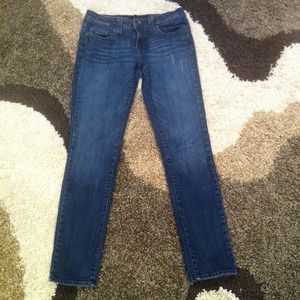 Very cute straight leg jean!