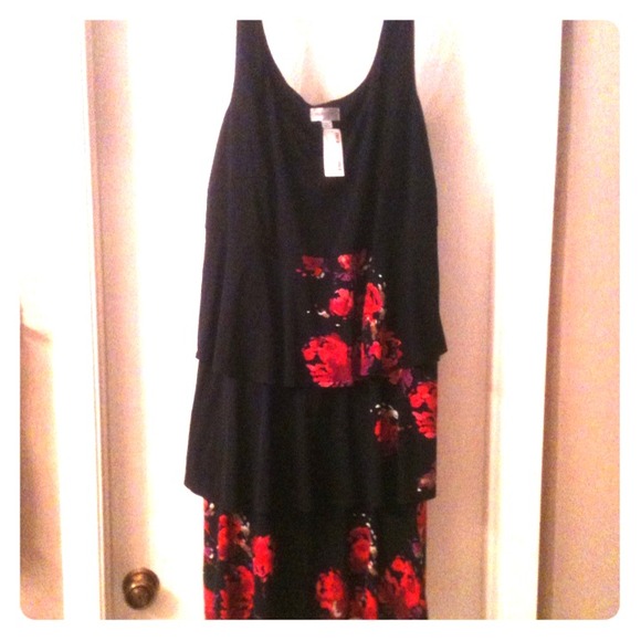 HOLD*****sell on ebay Plus size black & red dress