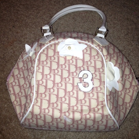 Super Cute Purse!