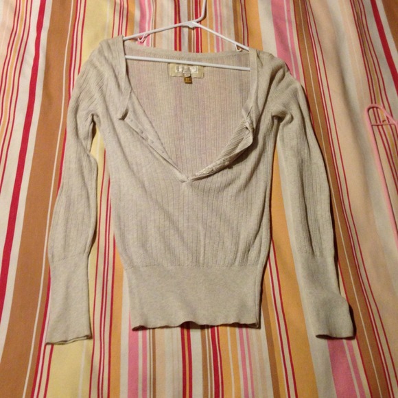 🌺🌸SOLD🌸🌺American Eagle Long sleeve knit shirt