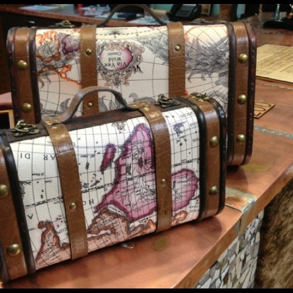 custom elegance  Handbags - Map of the world Travel bags