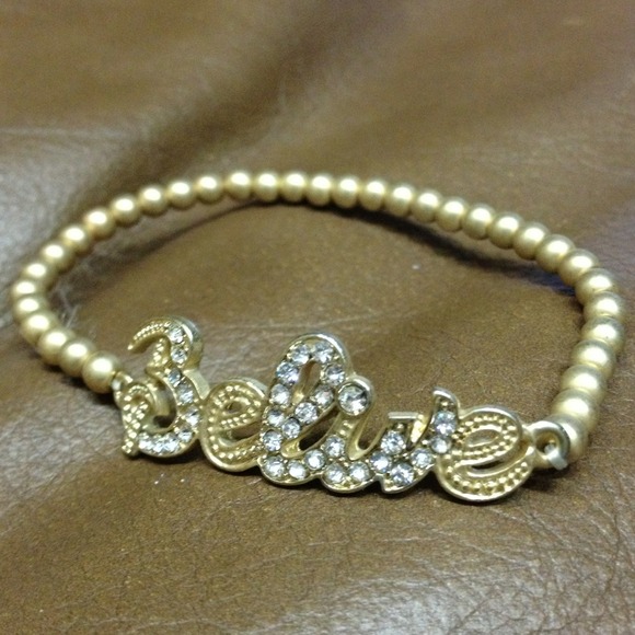 🔴🌟TODAY SALE🌟 Gold rhinestone stretch bracelet - Picture 2 of 2