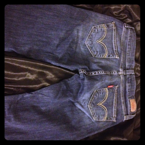 Levi's
