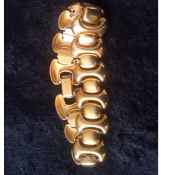 Thick gold link bracelet - Picture 1 of 4